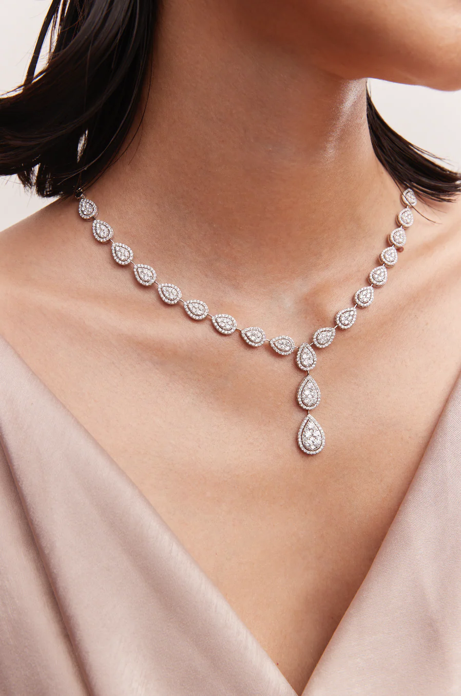 Pear Necklace Yellow Gold - Image 5