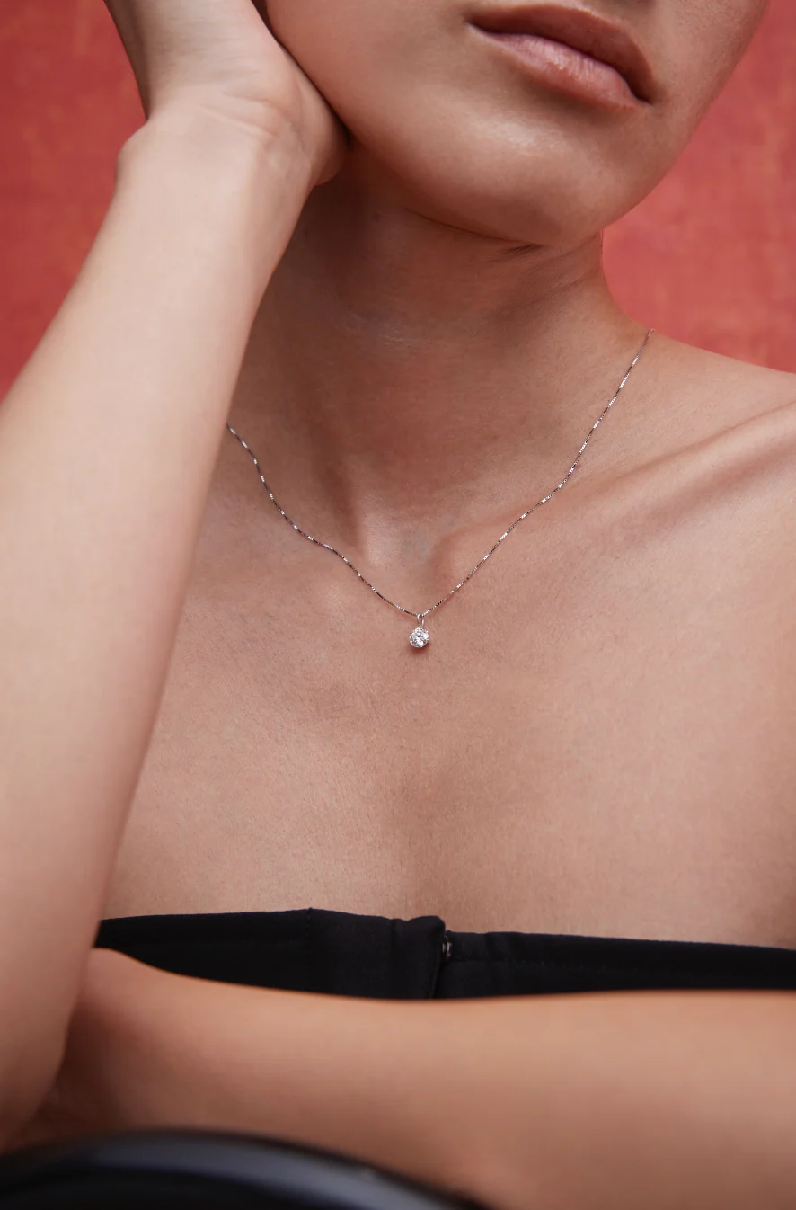 Solitaire Pendant Rose Gold - Image 5